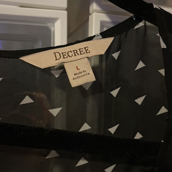 Sheer black and white top - Picture 2 of 3